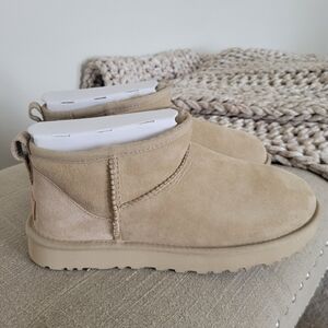 Ugg Classic Ultra Mini size 8 Mustard Seed